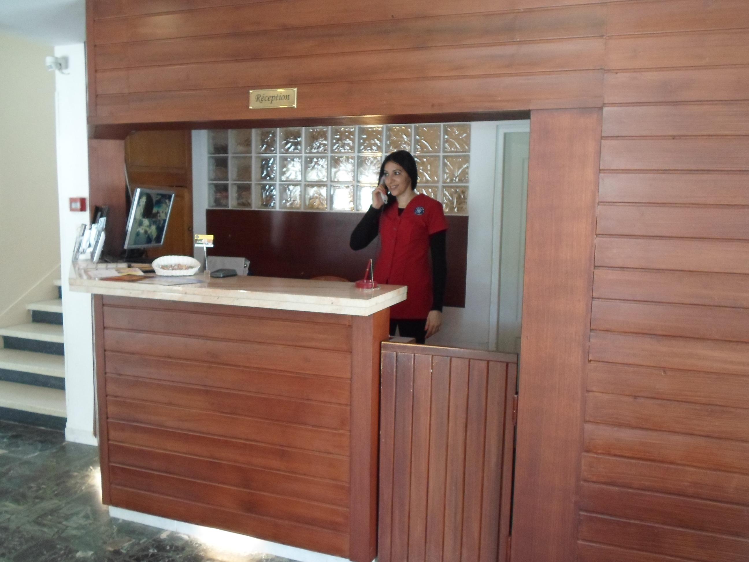 איסטרס Cit'Hotel Le Mirage מראה חיצוני תמונה