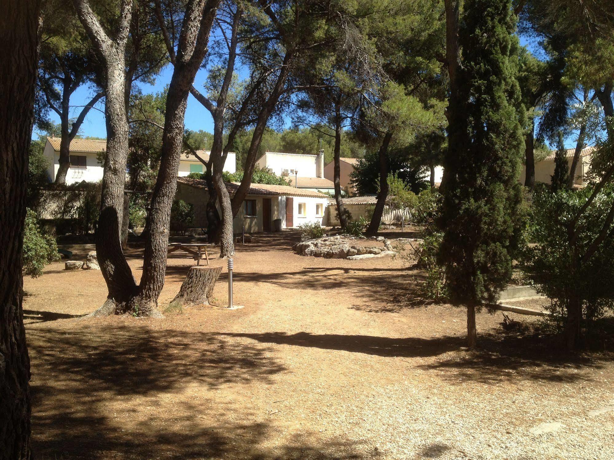 איסטרס Cit'Hotel Le Mirage מראה חיצוני תמונה